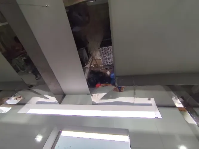 Coifa central profissional em aço inox para cozinha industrial - 2,00 m