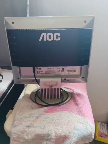 Monitor AOC
