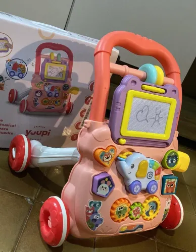 LINDO CARRINHO ANDADOR MUSICAL PARA BEBÊS