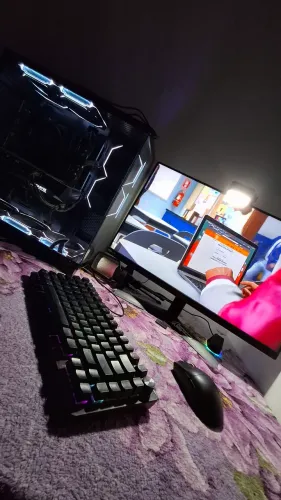 Vendo pc gamer semi novo