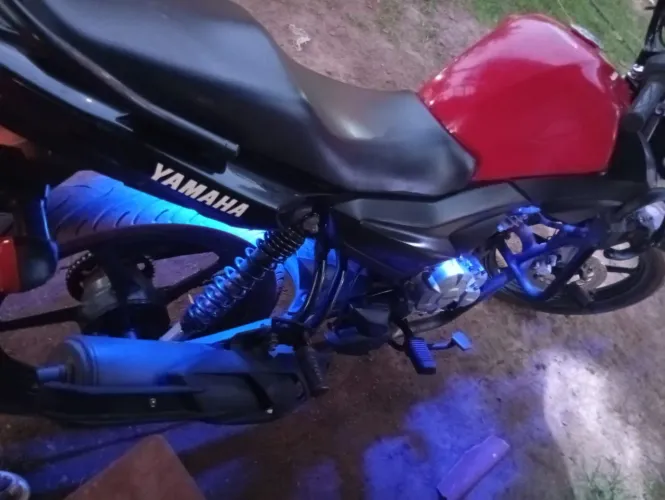 Repasse moto nova em bom estado de uso, repasse no valor de 10k.