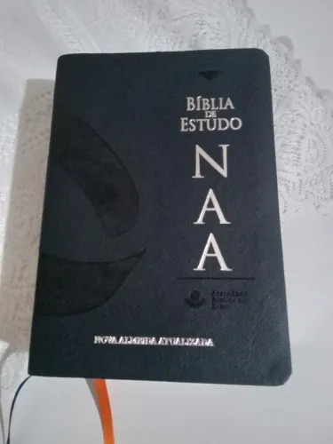 Biblia de estudos NAA
