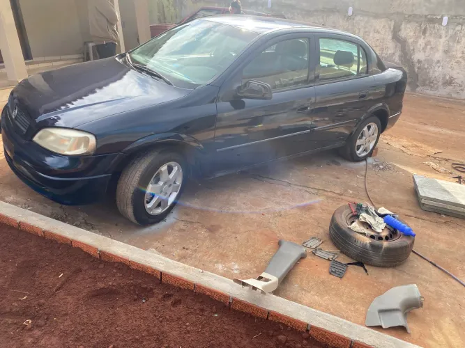 Chevrolet Astra Sedan 2.0/ CD 2.0 MPFI 8V 4P Aut. 2002
