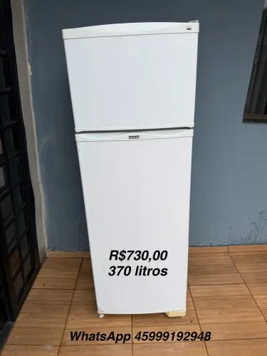 Geladeira duplex 370 litros 