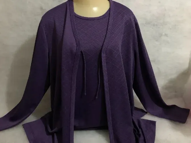 Conjunto Usado Roxo Escuro Plus Size Blusa e Casaco Moda Feminina