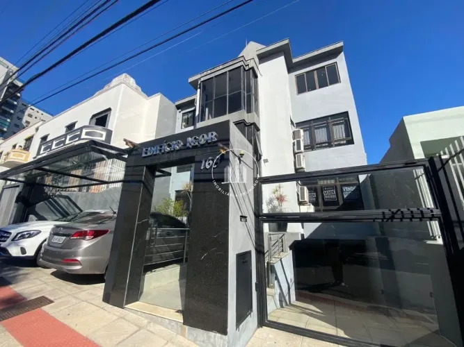 Escritório/Sala Comercial - 47m², Centro - EST