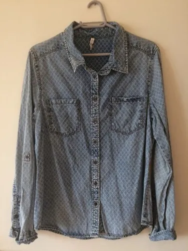 Camisa Jeans Nova (tam 44)