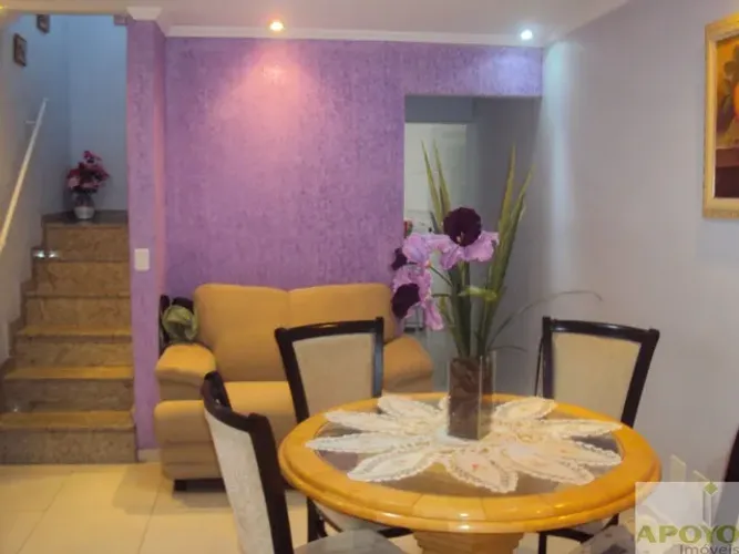 Sobrado Campo Grande com 170 m², 4 dormitórios, 4 vagas + e edícula. ACEITA PERMUTA
