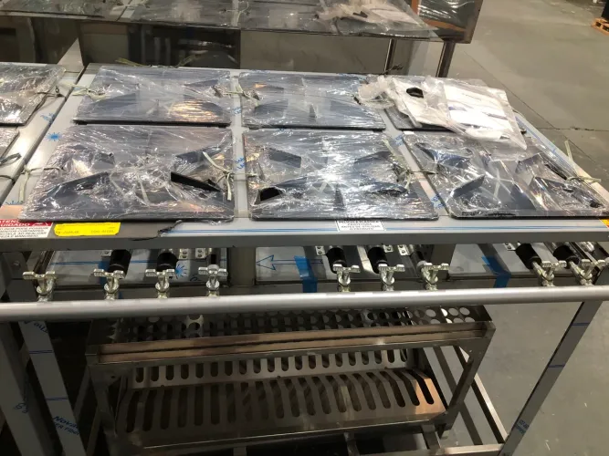 Fogão leve par br 6 queimadores 3 duplos inox 30x30