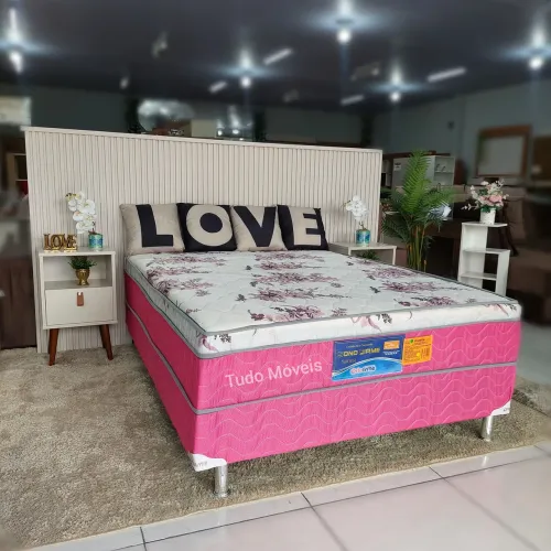 Linda e fofinha - cama casal padrão - cama com molas - cama unibox