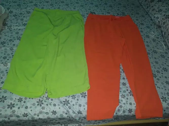 Calças Femininas Verde e Laranja
