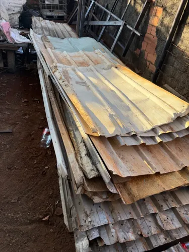 Telhas Usadas - Ideal para Fechamento de obras
