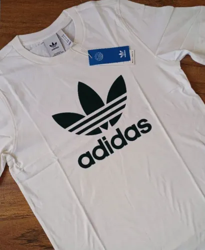 Camiseta adidas Originals Off White
