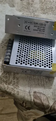 Fonte de alimentação chaveada Keymex 12V 10A