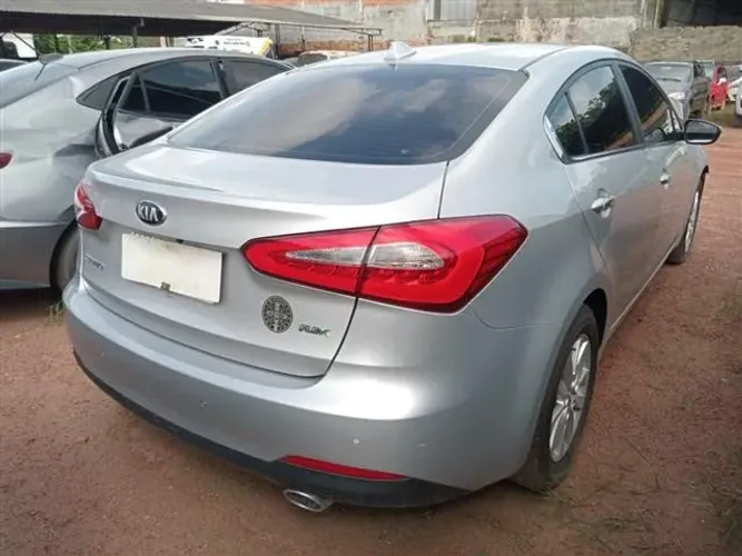 SUCATA KIA CERATO 2015