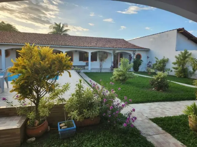 Casa em condomínio fechado com 7 quartos à venda por R$R$ 1.200.000,00 - Praia Seca - Arar