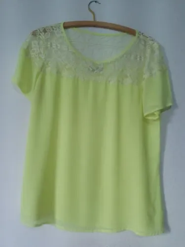 Blusa feminina amarela - tamanho G