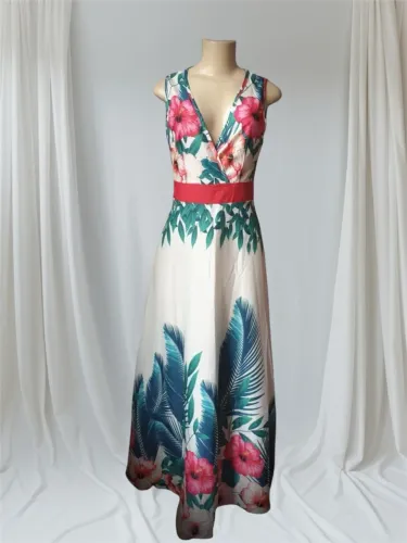 Vestido Longo Floral Tropical