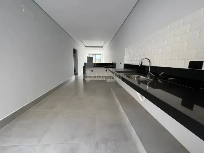 CASA | CONDOMINIO PAINEIRAS