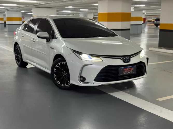Toyota Corolla Altis Prem. Hybrid 1.8 Flex AUT 2022