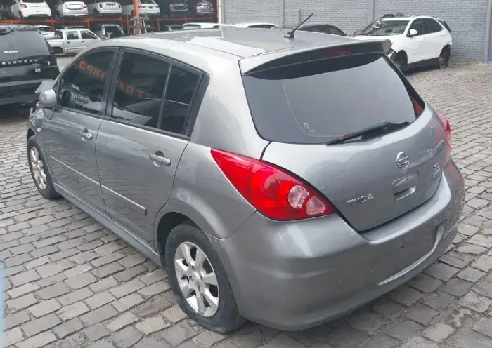 Sucata Nissan Tida 1.8 Flex 2008 a 2013 Peças