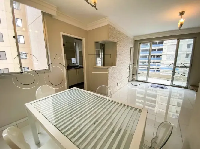 Twin Towers, apartamento disponível para locação com 73m², 2 suítes e 2 vagas.