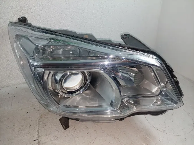 Farol S10 Trailblazer 2012 2015