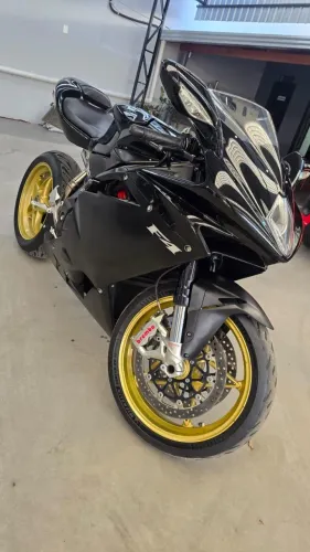 AGUSTA F4 750 1000R PRETA 2011/2012