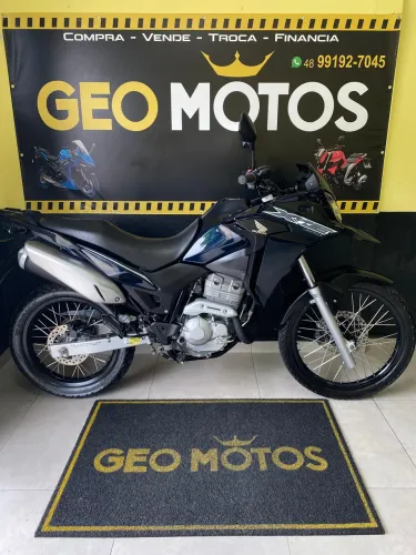 Honda xre 300 2019 novinha sem detalhes !