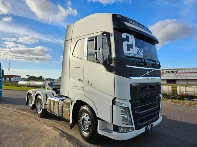 Volvo FH 460 6x2 Globetrotter Teto Alto Aut Euro 5 Mola Ano 21 Único dono top 