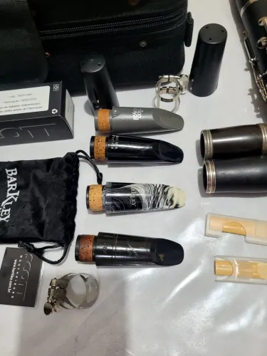 Boquilhas e Acessórios para Clarinete Novos e seminovo 