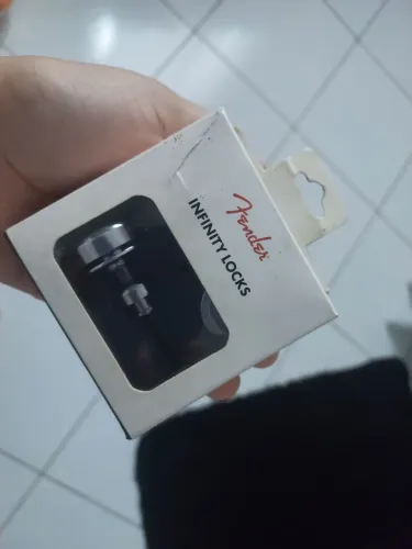 Straplocks Fender Cromado