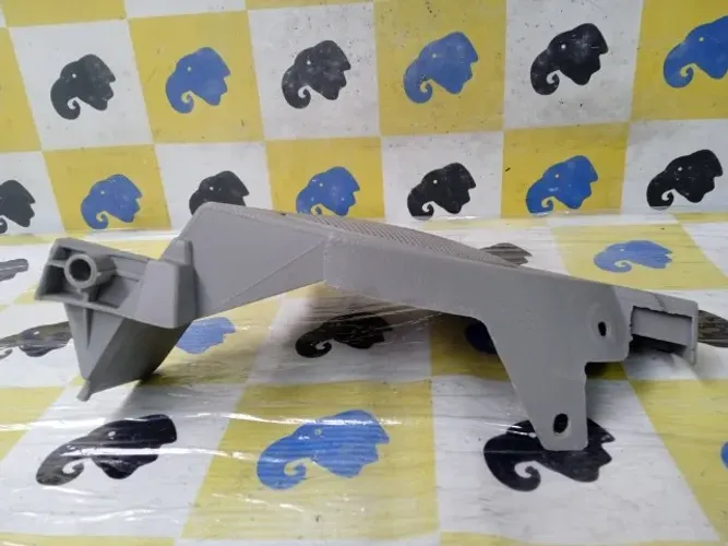 Suporte Bagagito Porta Malas Traseira Esquerda Chery QQ 1.0 Act 2014 2015
