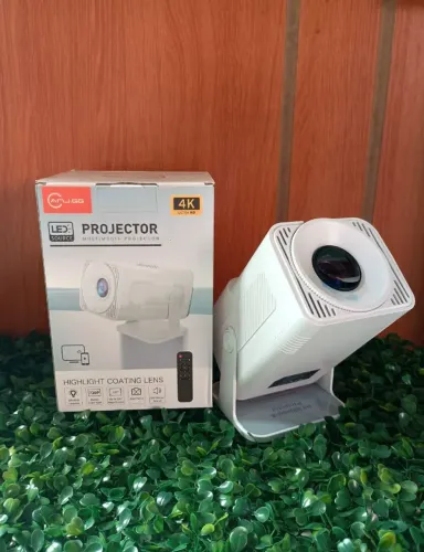 Projetor LED 4K Ultra HD - Novo!