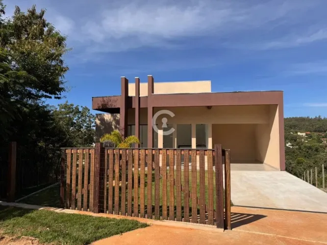 CONDOMÍNIO VALE DO LUAR