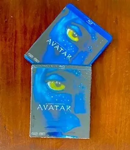 Blu-ray Avatar (Direção: James Cameron) Edição Especial de 2009 com luva