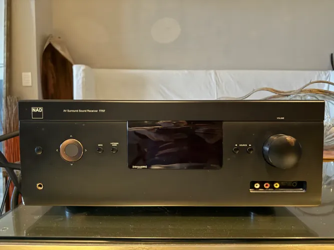 Receiver NAD T757
