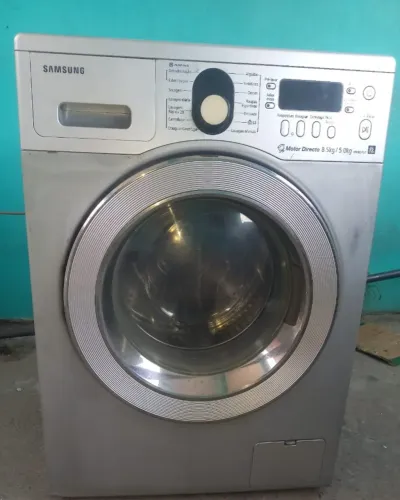 Trabalhamos com máquinas Lava e Seca