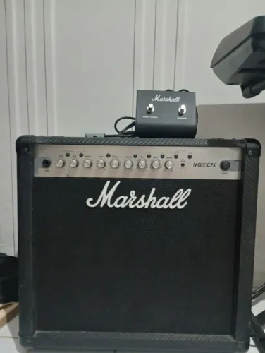 Amplificador Marshall MG50CFX