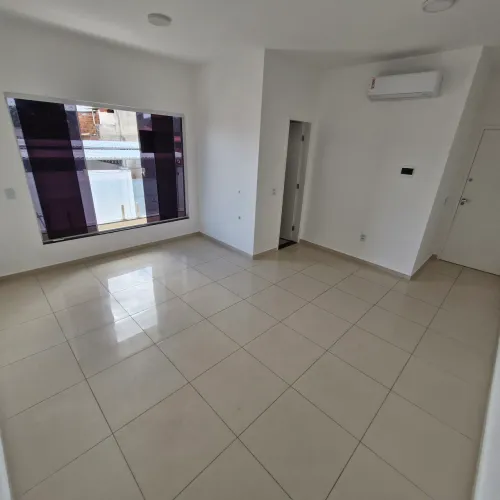 Alugo sala comercial no Centro de Maranguape, defronte à Cegace e ao Museu Mun.