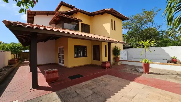 Casa em Condomínio para Venda em Lauro de Freitas, Pitangueiras, 5 dormitórios, 5 suítes,