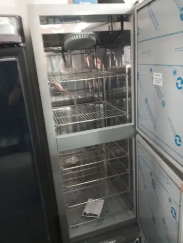 NZ. Freezer GELA CANECA vertical Gelopar