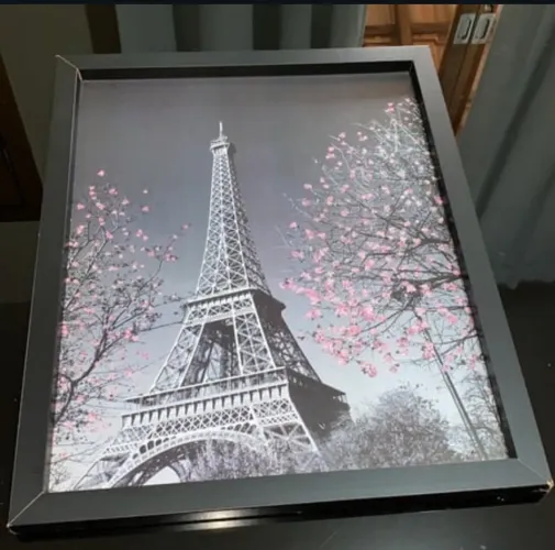Quadro Decorativo - Arte da Torre Eiffel e Árvores de Cerejeira  