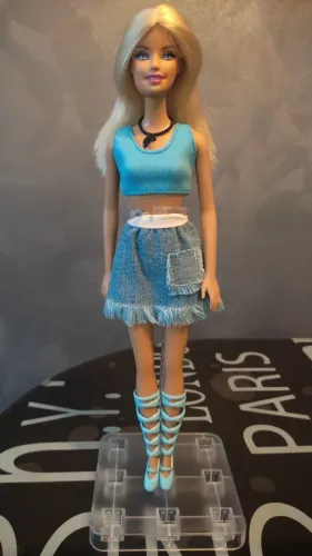Boneca Barbie Loira com Conjunto Short Mattel Feminino