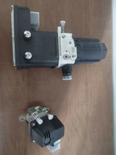 Bomba de arla e válvula dosadora 