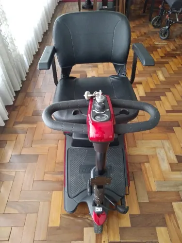 Cadeira de Rodas Scooter - Triciclo Motorizado Convert 3HD