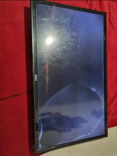 Televisao philco para retirada de peças 