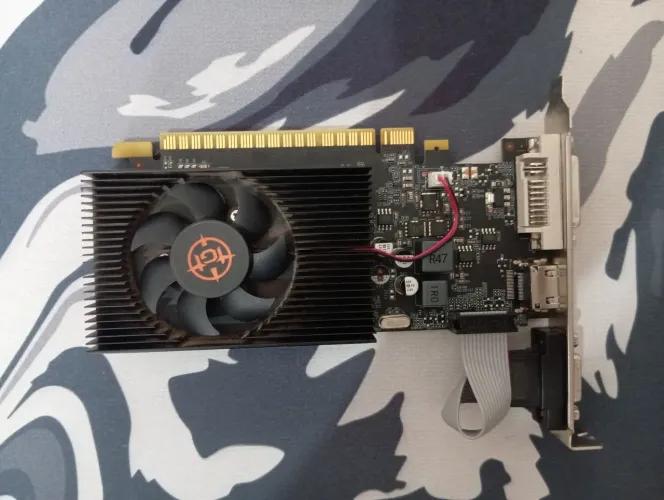 ? Vendo GT 730 4GB DDR3 - Excelente Estado (aceito troca). ?