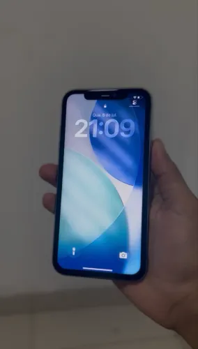 iPhone 11 - 64gb em perfeito estado