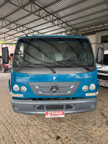 MB Accelo 815 Carroceria 2012